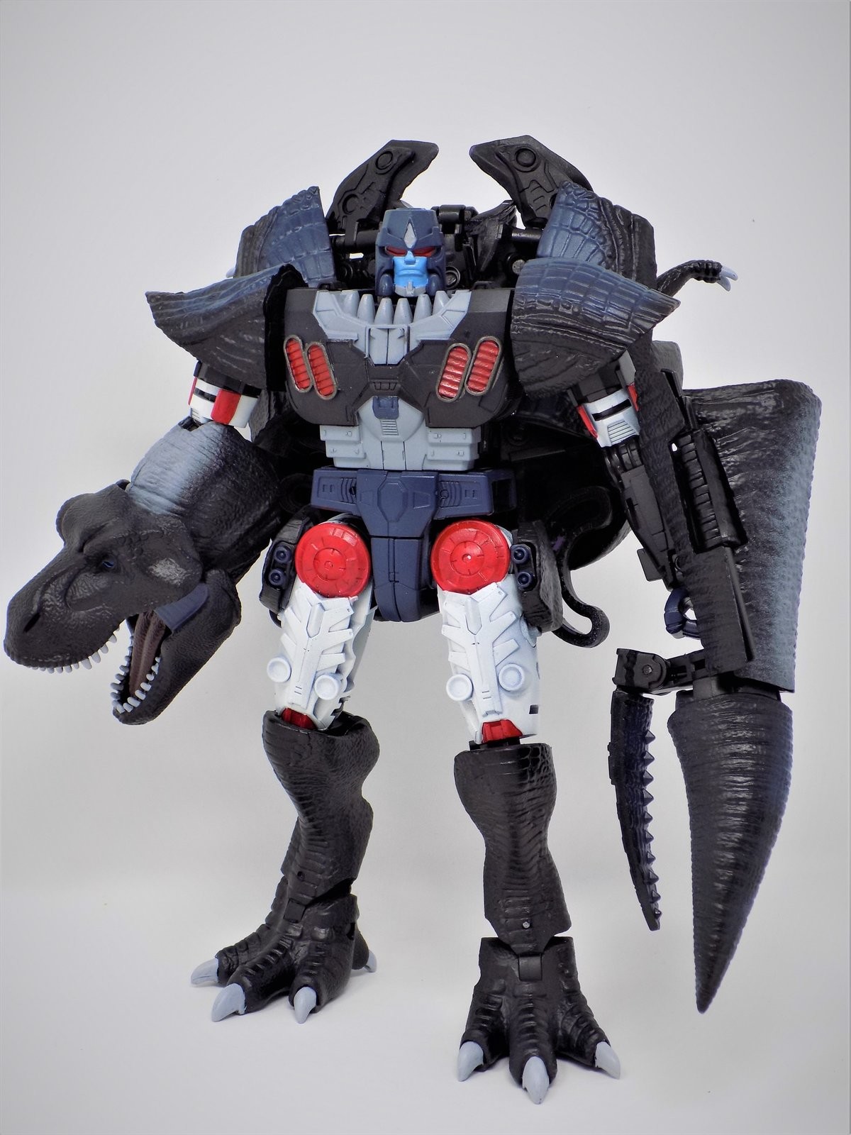 transformers kingdom shadowpanther